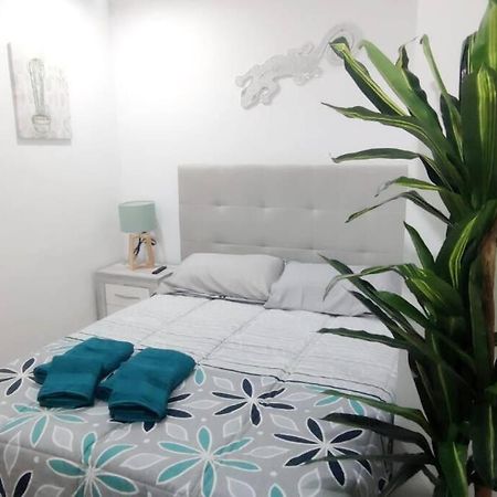 Apartamento - LUJO - Parking, Maquina Arcade, Wifi y Netflix Oviedo Exterior foto